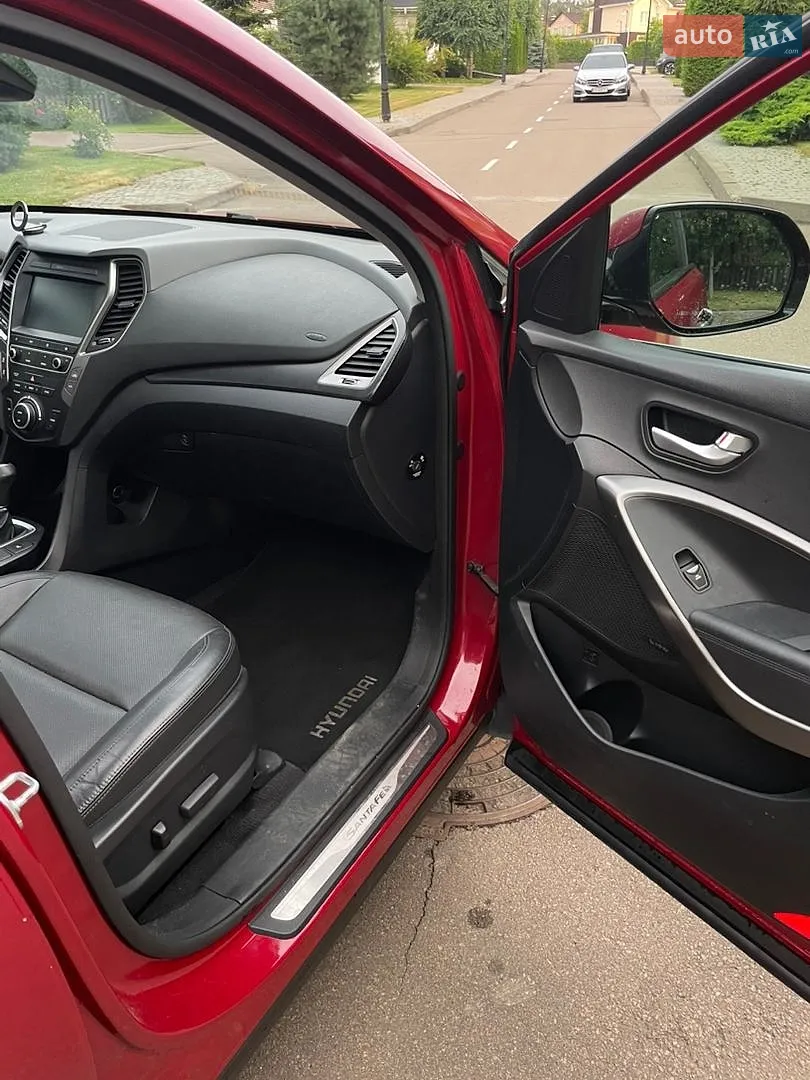 2016 Hyundai Santa Fe - мініатюра 11