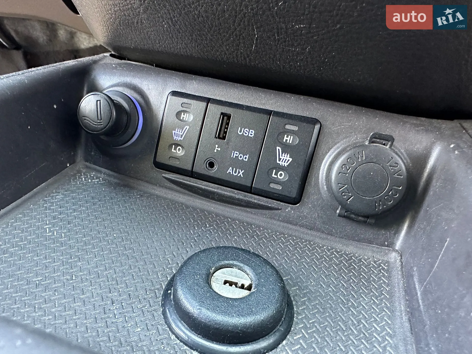 2011 Hyundai Santa Fe - мініатюра 48
