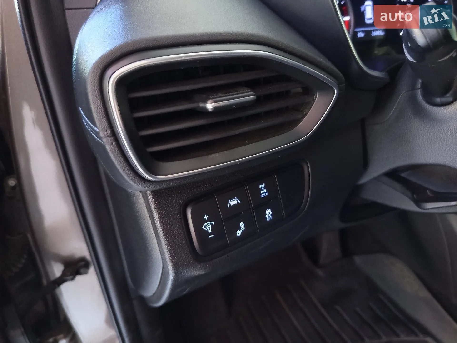 2019 Hyundai Santa Fe - мініатюра 10