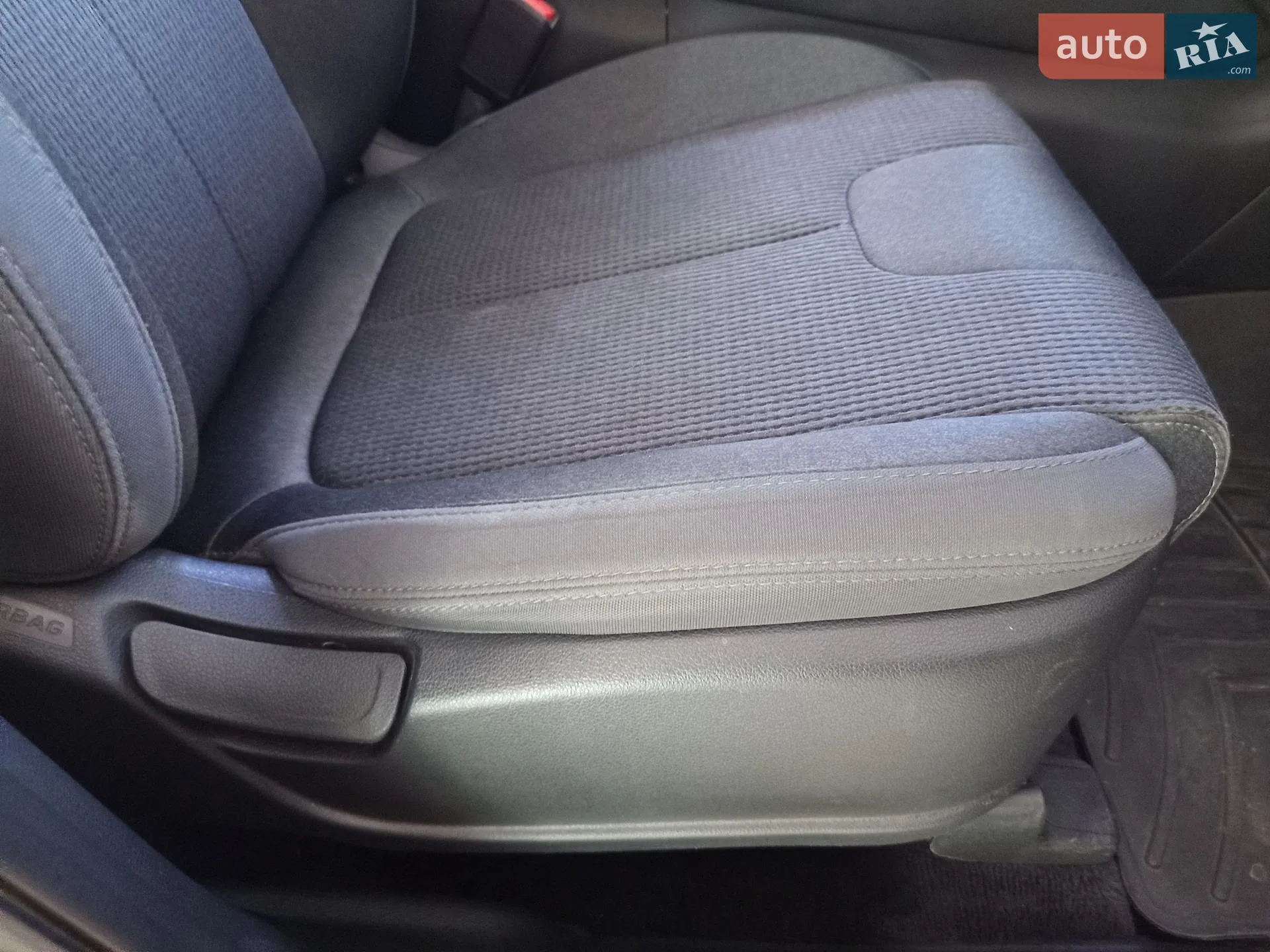 2019 Hyundai Santa Fe - мініатюра 29