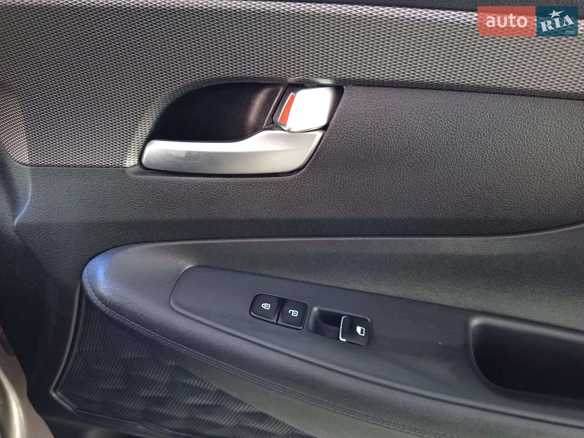 2019 Hyundai Santa Fe - мініатюра 39