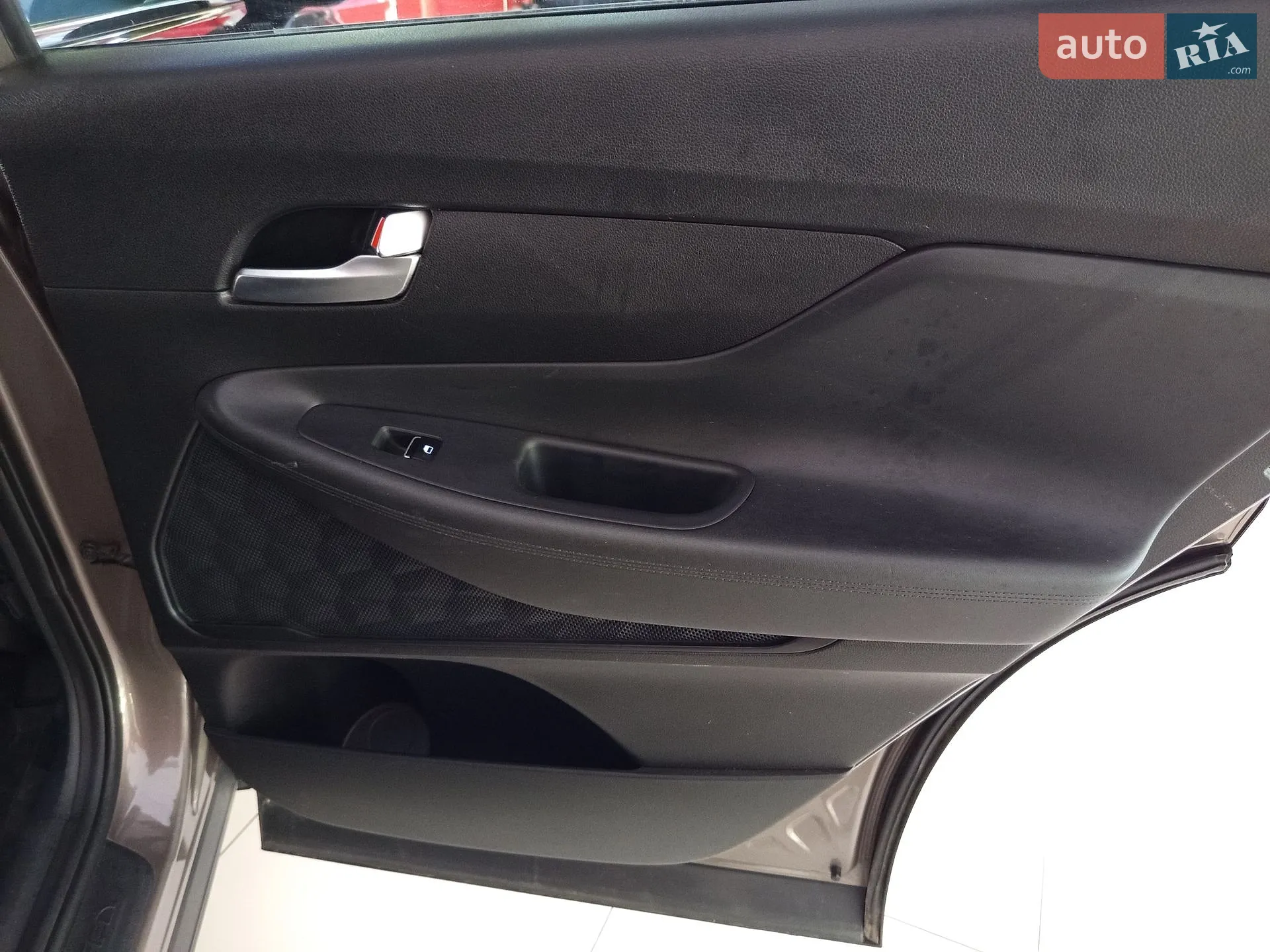 2019 Hyundai Santa Fe - мініатюра 40