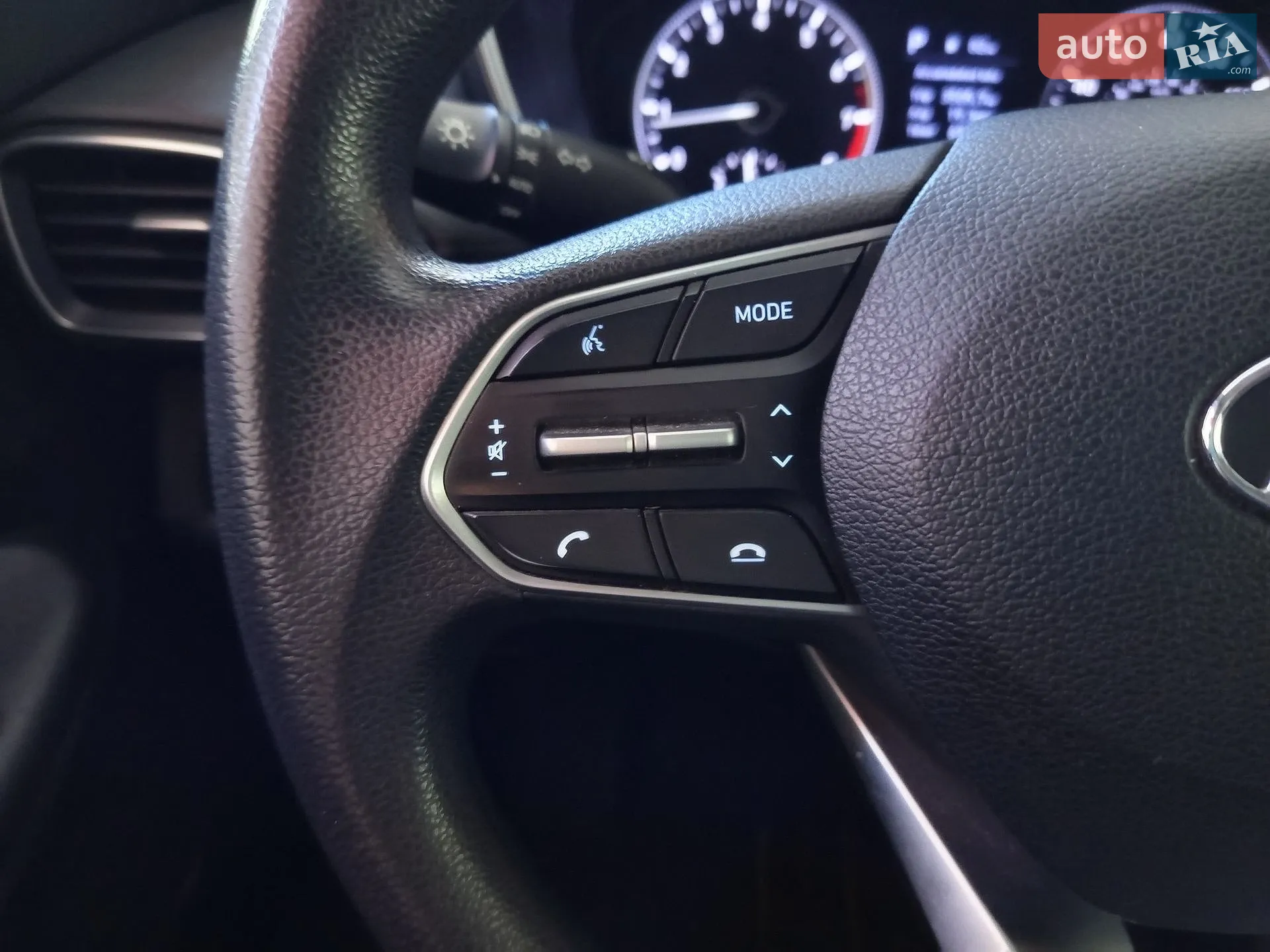 2019 Hyundai Santa Fe - мініатюра 16