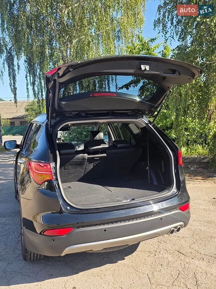 2011 Hyundai Santa Fe - мініатюра 22