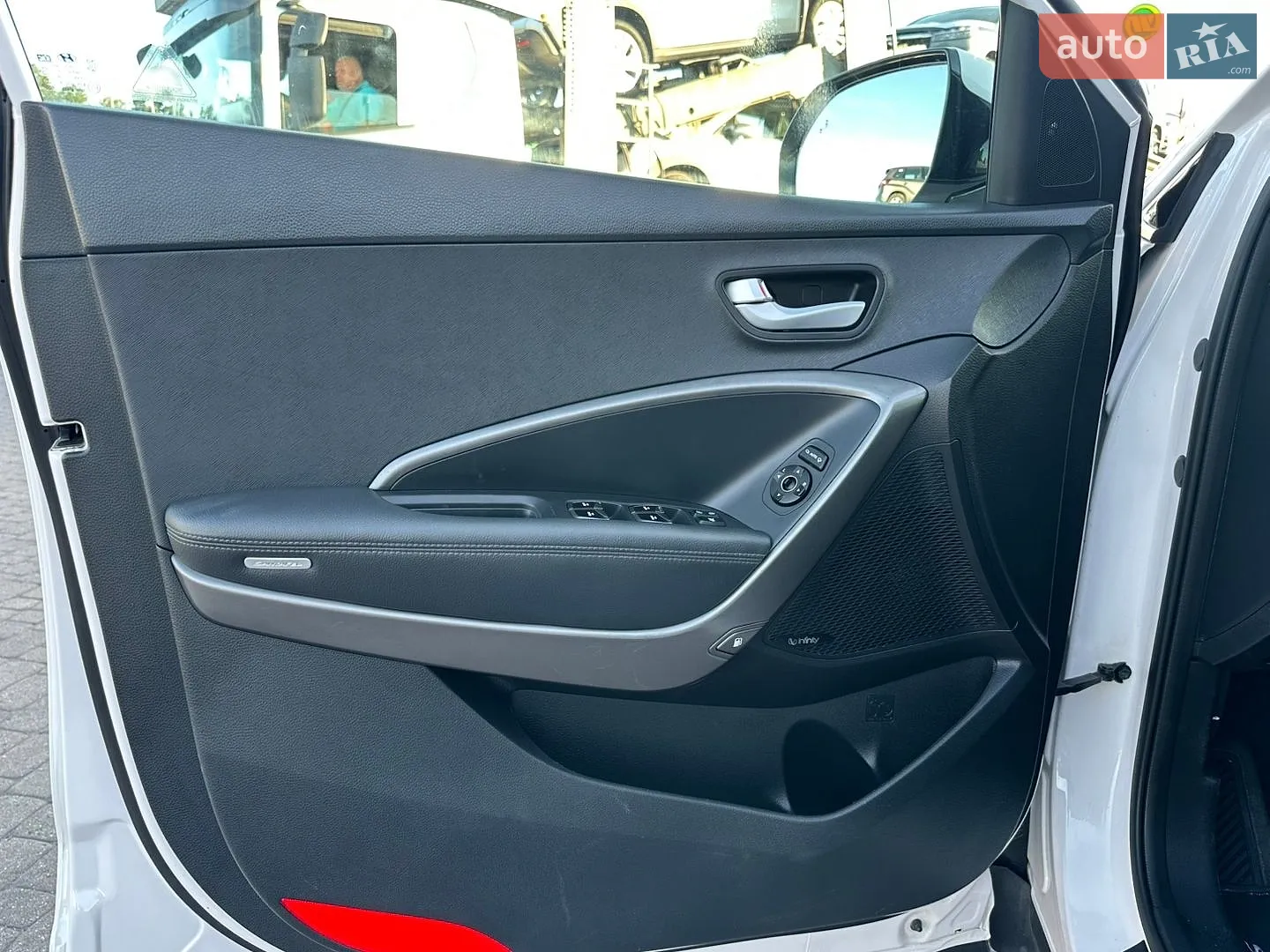 2015 Hyundai Santa Fe - мініатюра 9