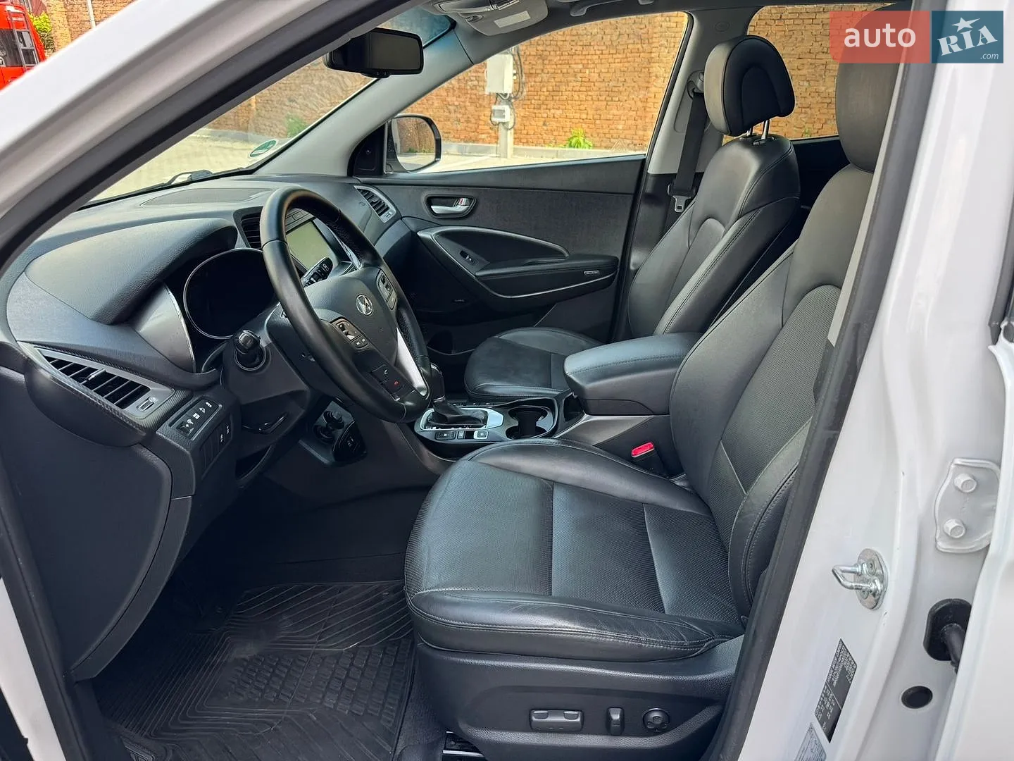 2015 Hyundai Santa Fe - мініатюра 16
