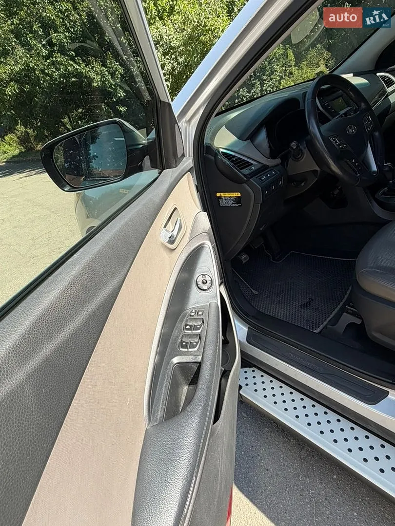 2013 Hyundai Santa Fe - мініатюра 15