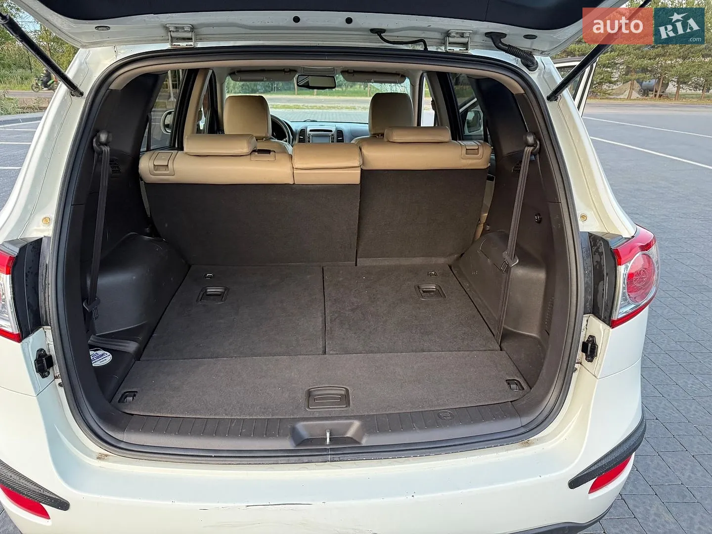 2011 Hyundai Santa Fe - мініатюра 14