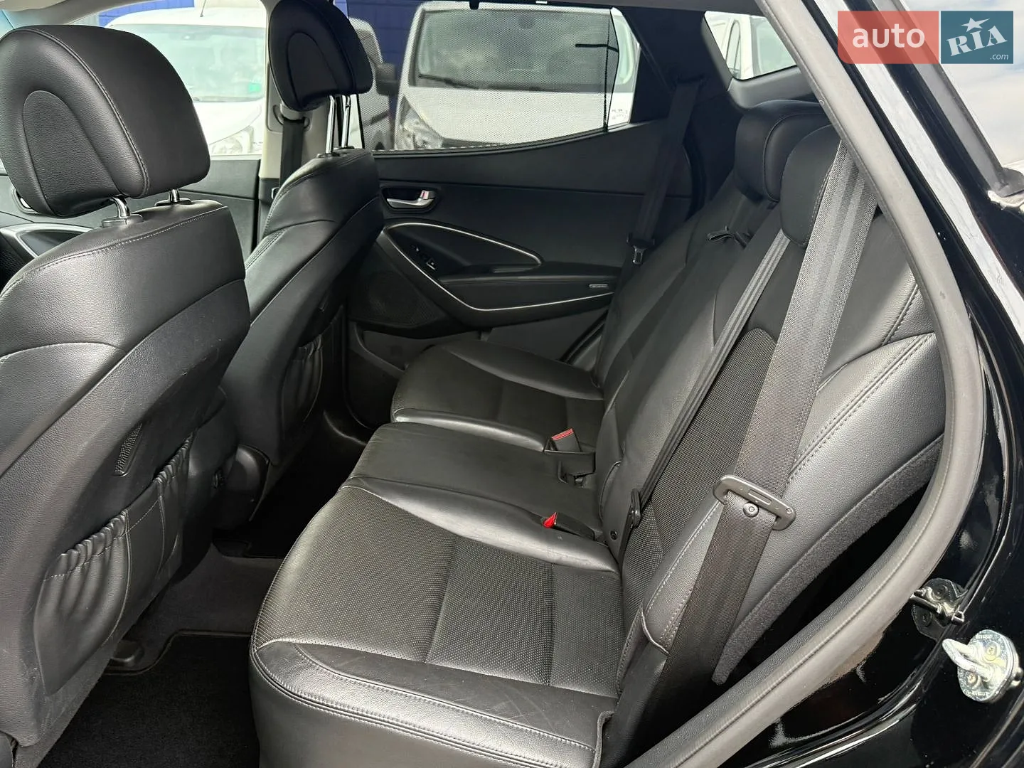 2016 Hyundai Santa Fe - мініатюра 27
