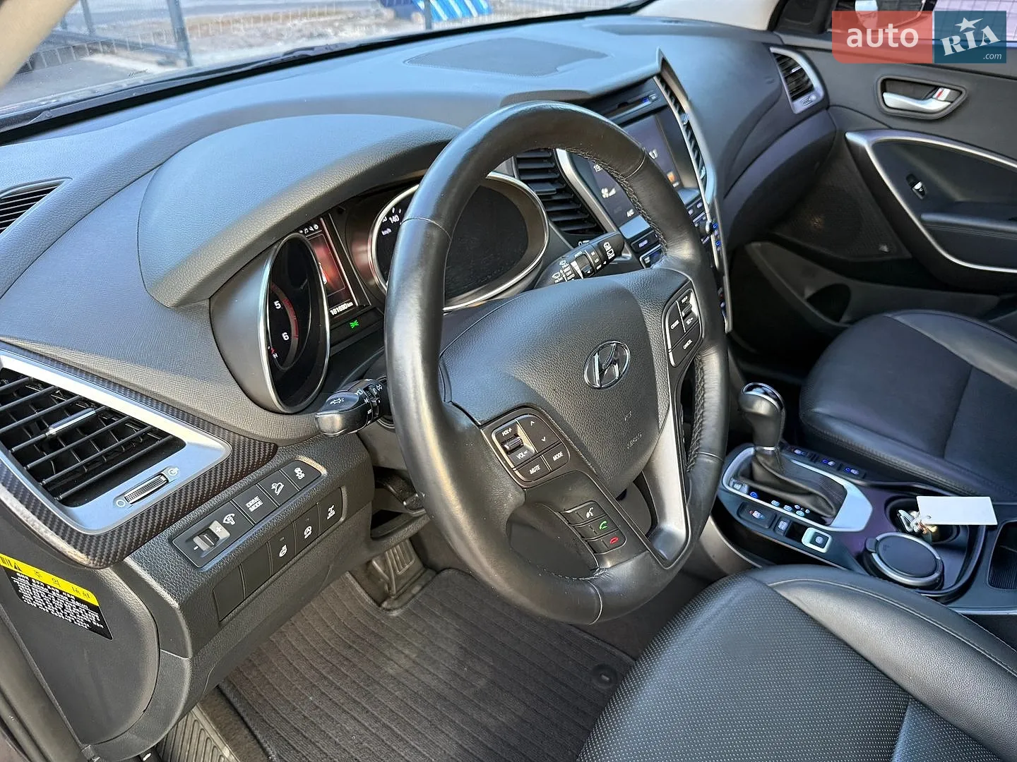2016 Hyundai Santa Fe - мініатюра 19