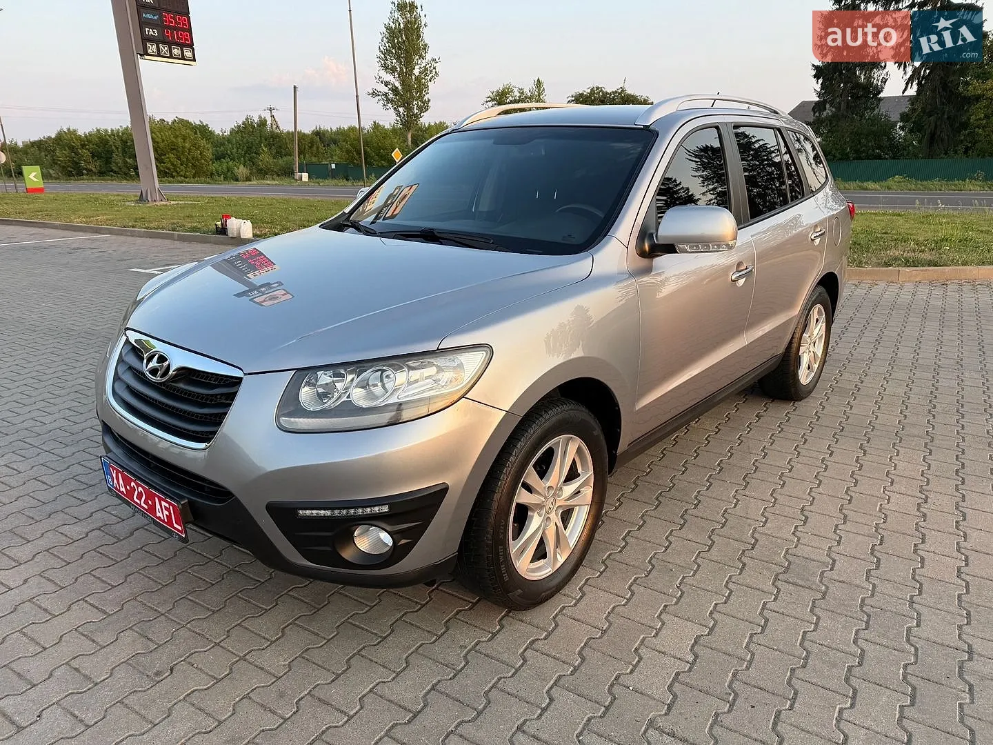2011 Hyundai Santa Fe - мініатюра 4