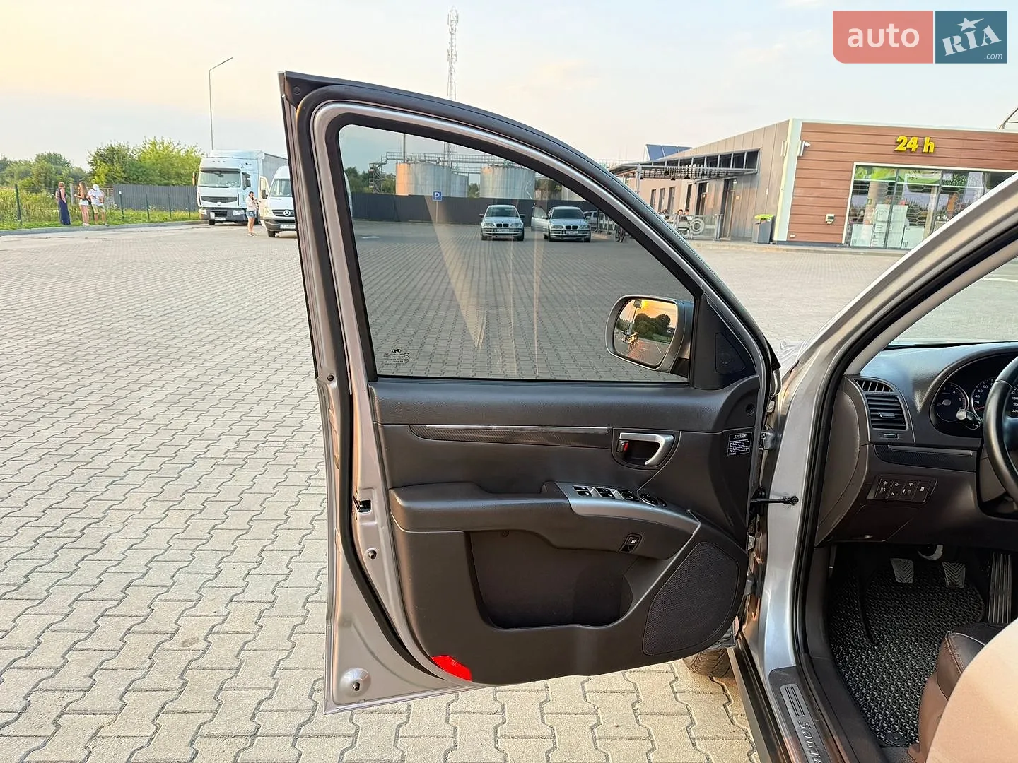 2011 Hyundai Santa Fe - мініатюра 10