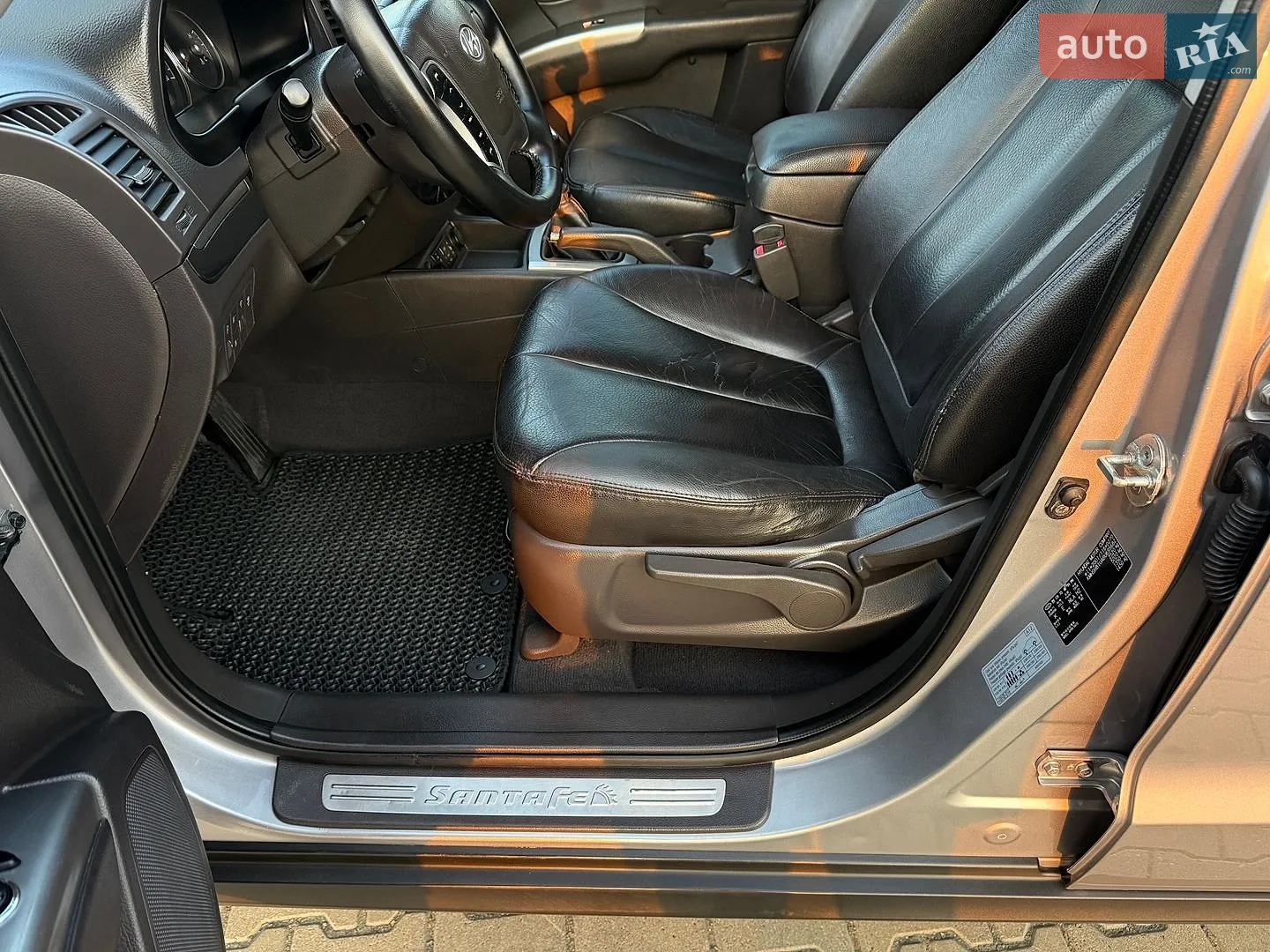 2011 Hyundai Santa Fe - мініатюра 12