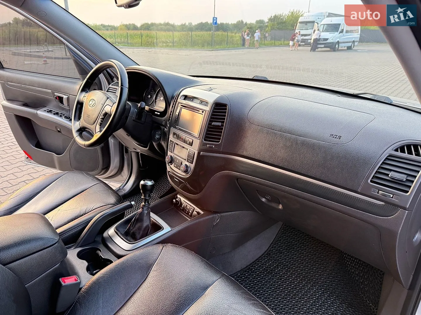 2011 Hyundai Santa Fe - мініатюра 21