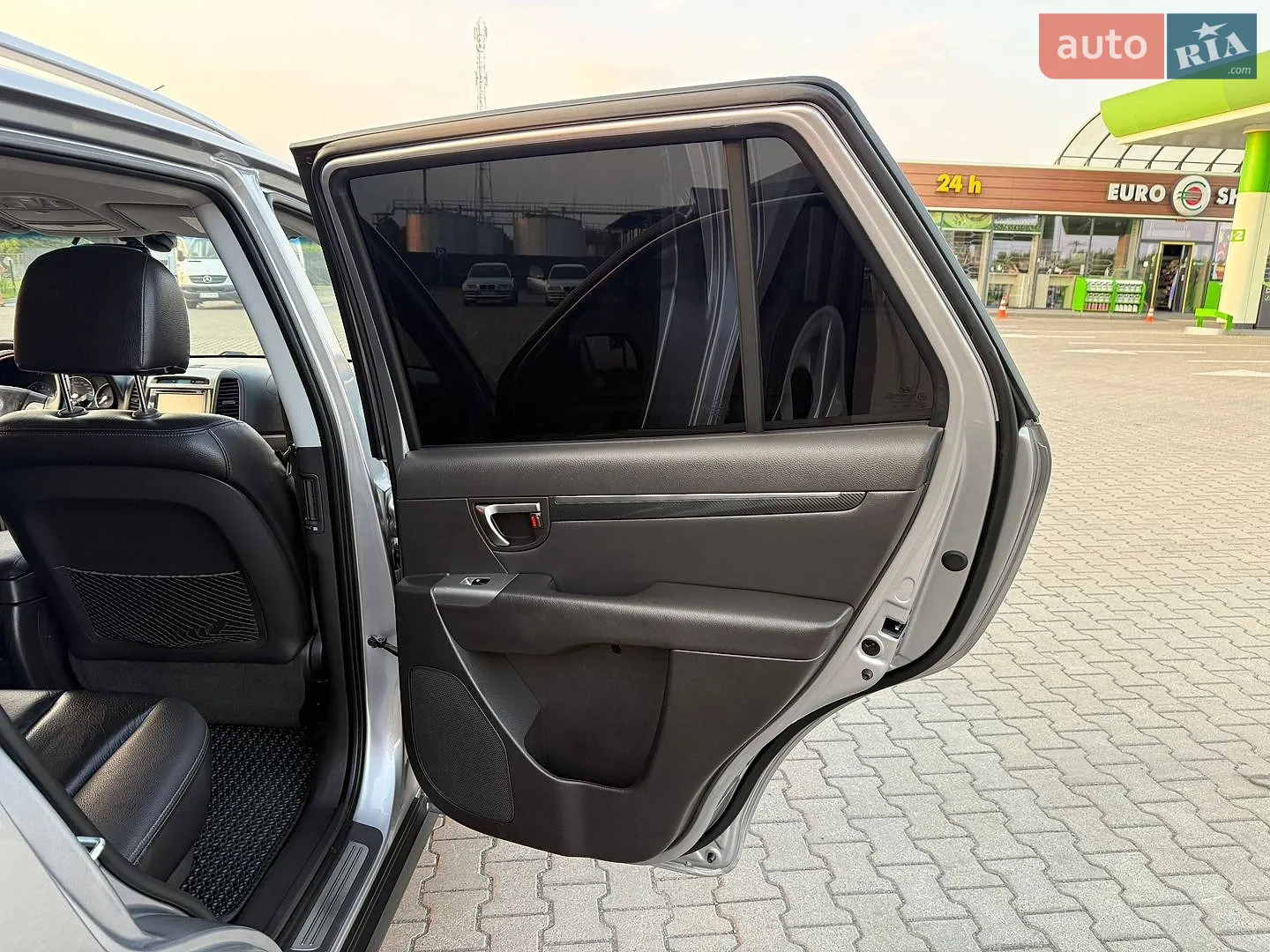 2011 Hyundai Santa Fe - мініатюра 23