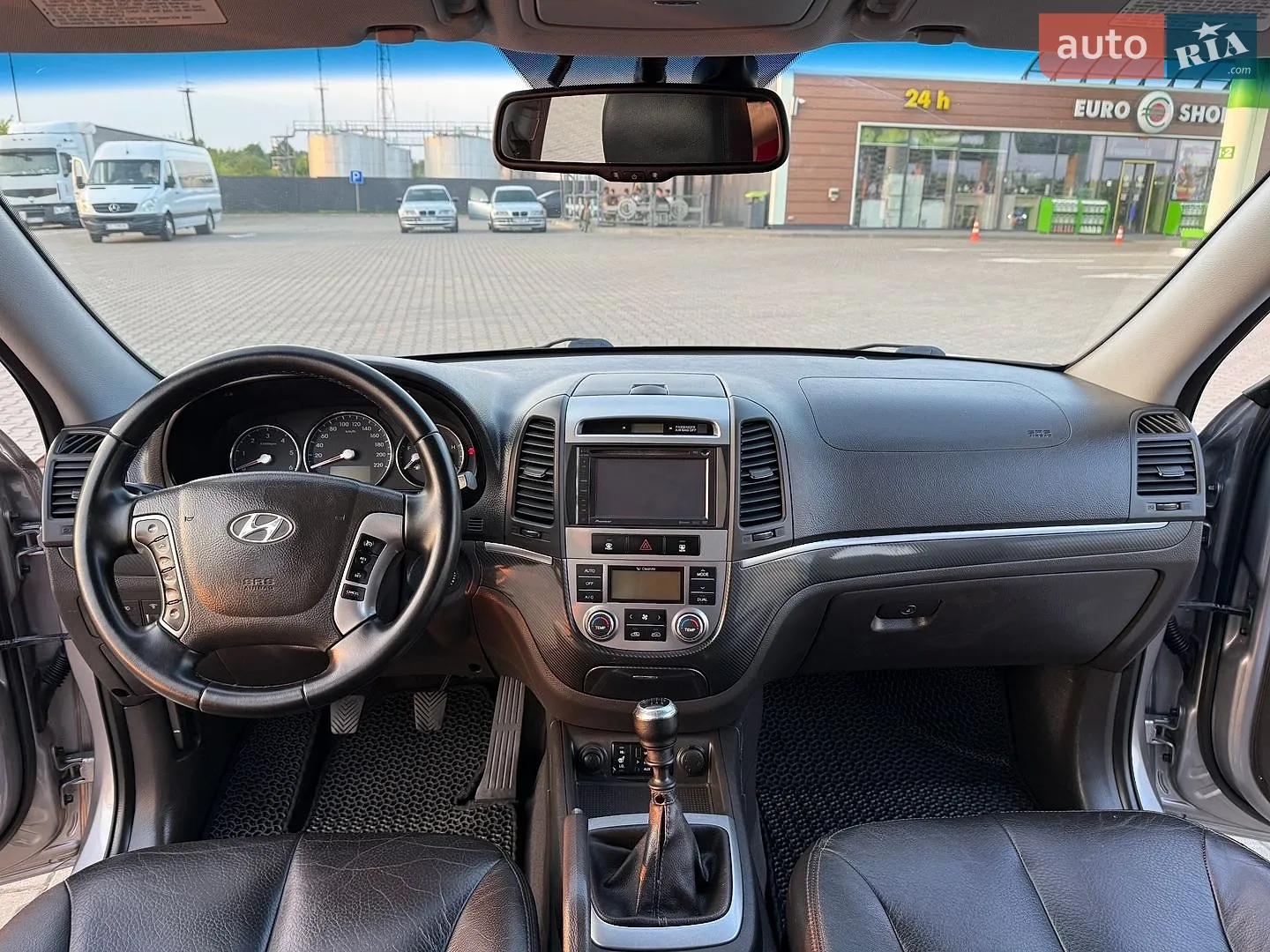 2011 Hyundai Santa Fe - мініатюра 26