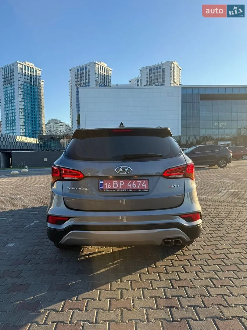 2016 Hyundai Santa Fe - мініатюра 8