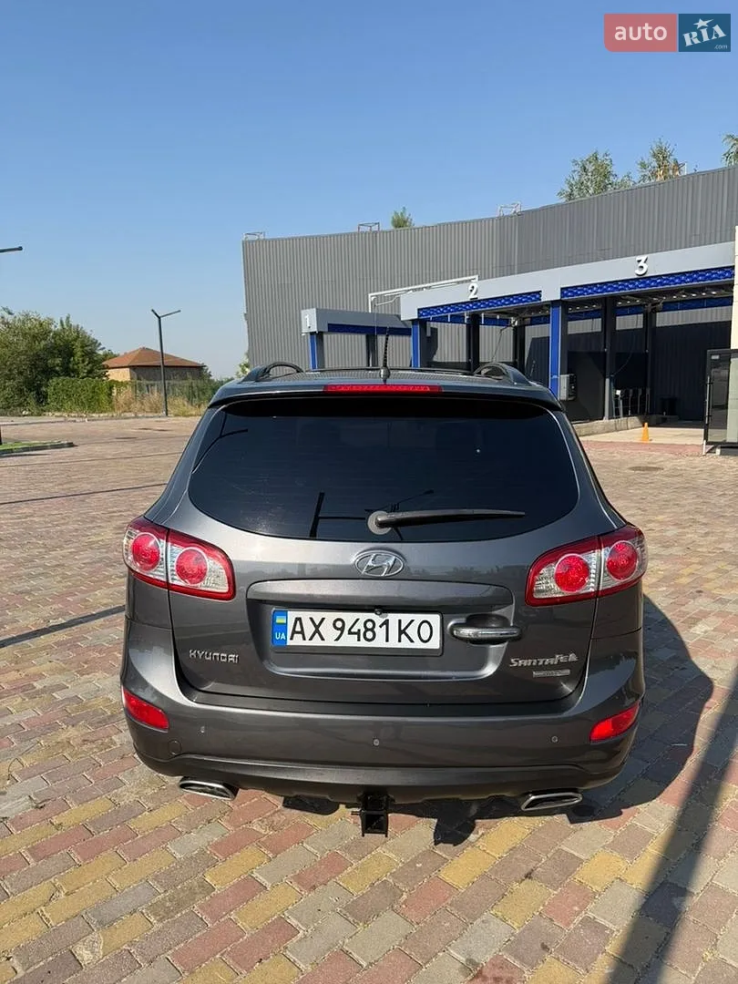 2010 Hyundai Santa Fe - мініатюра 5