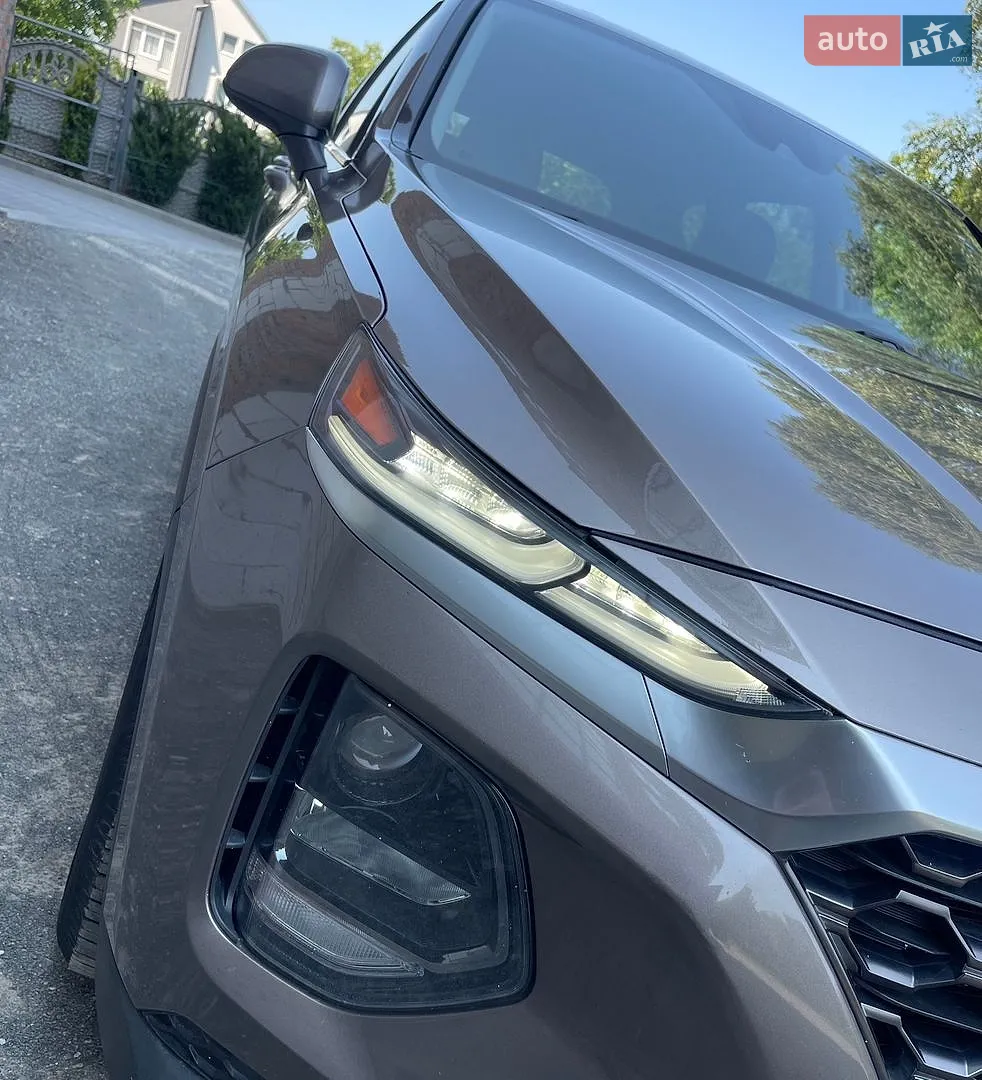 2019 Hyundai Santa Fe - мініатюра 26