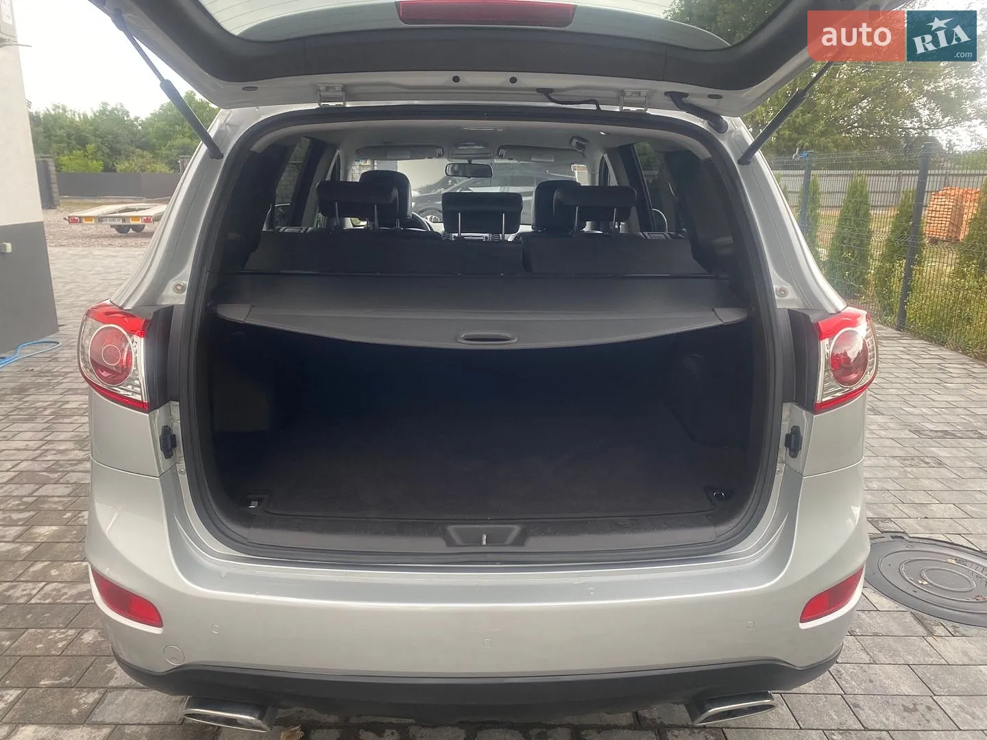 2011 Hyundai Santa Fe - мініатюра 22