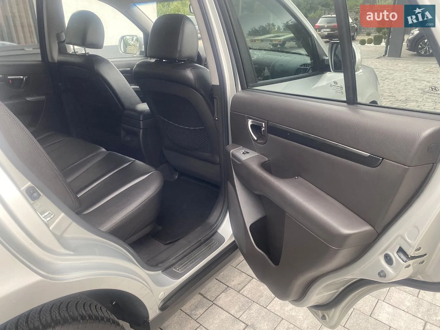 2011 Hyundai Santa Fe - мініатюра 25