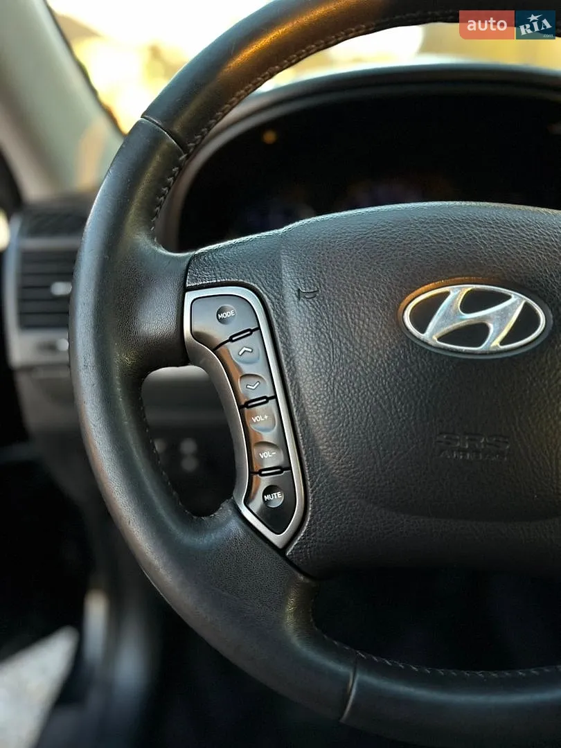 2010 Hyundai Santa Fe - мініатюра 41