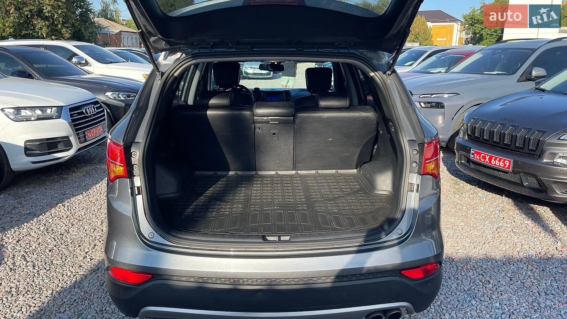 2014 Hyundai Santa Fe - мініатюра 16