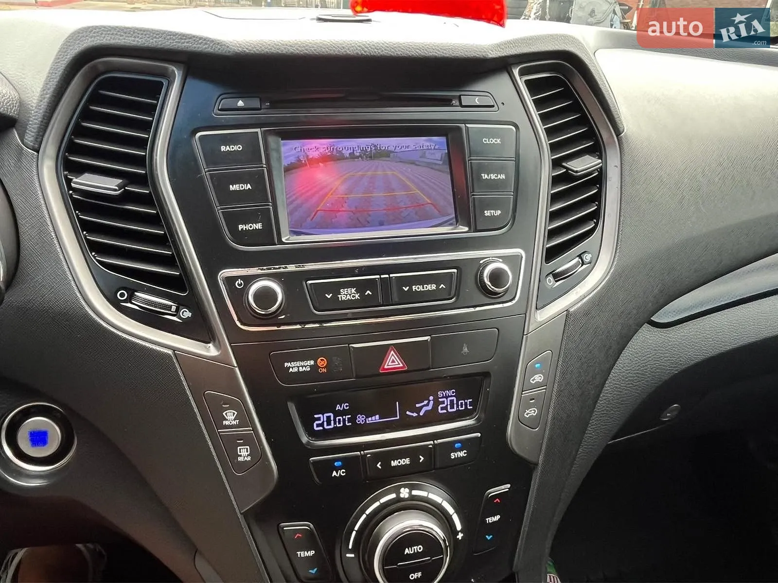 2017 Hyundai Santa Fe - мініатюра 31