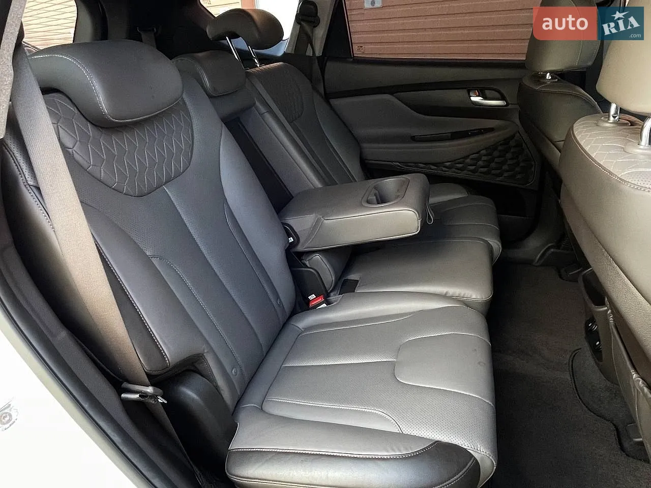 2018 Hyundai Santa Fe - мініатюра 8