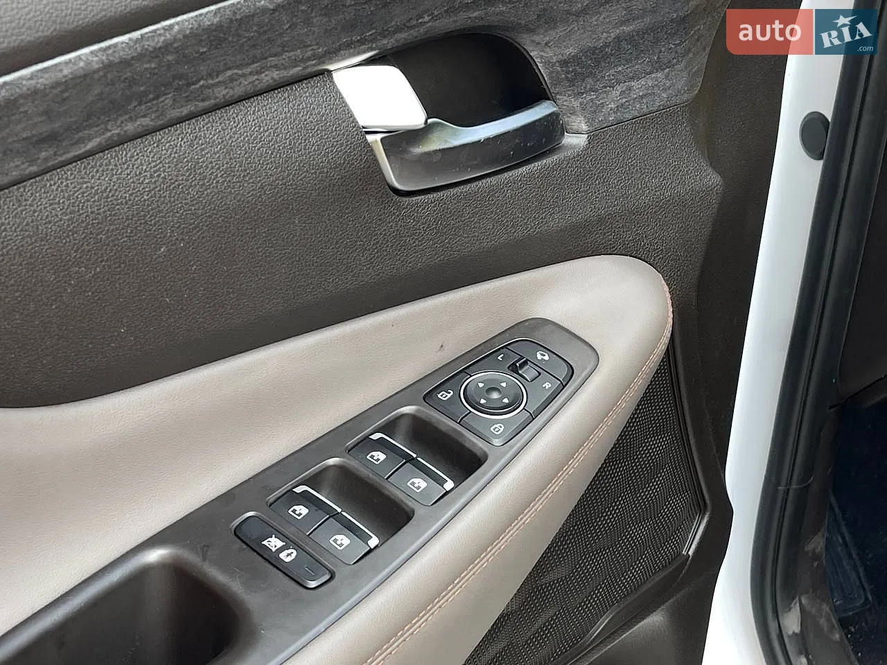 2018 Hyundai Santa Fe - мініатюра 15