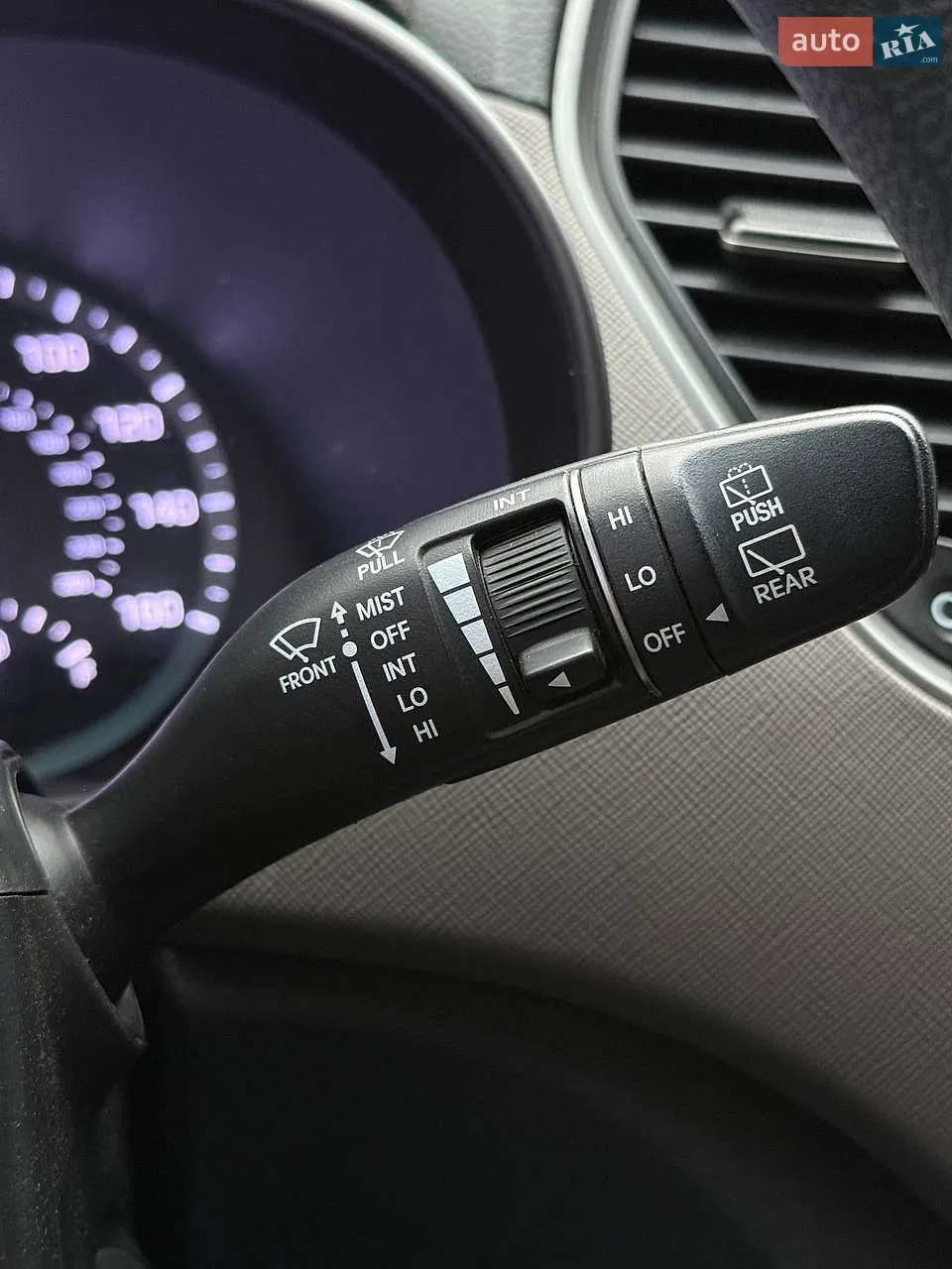 2017 Hyundai Santa Fe - мініатюра 19