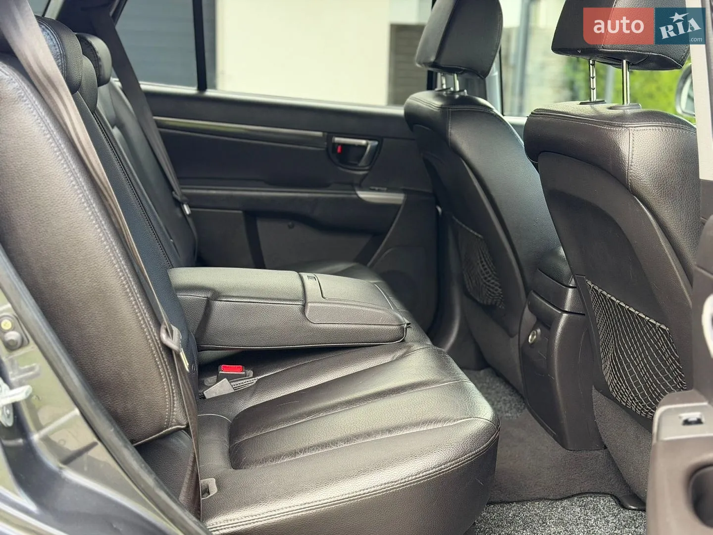 2011 Hyundai Santa Fe - мініатюра 12