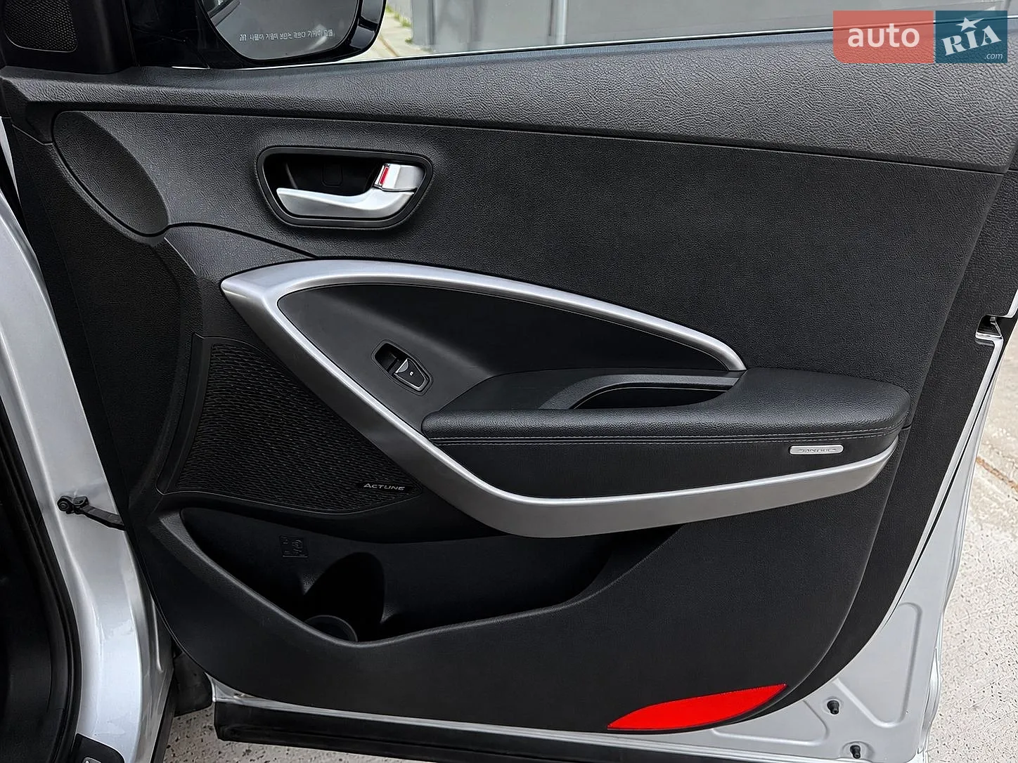 2012 Hyundai Santa Fe - мініатюра 25