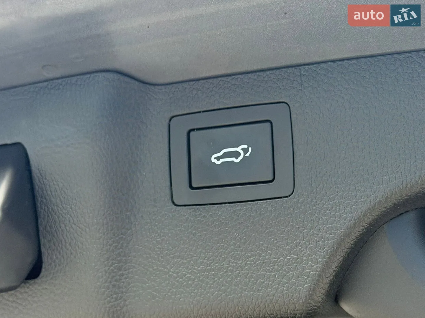 2016 Hyundai Santa Fe - мініатюра 46
