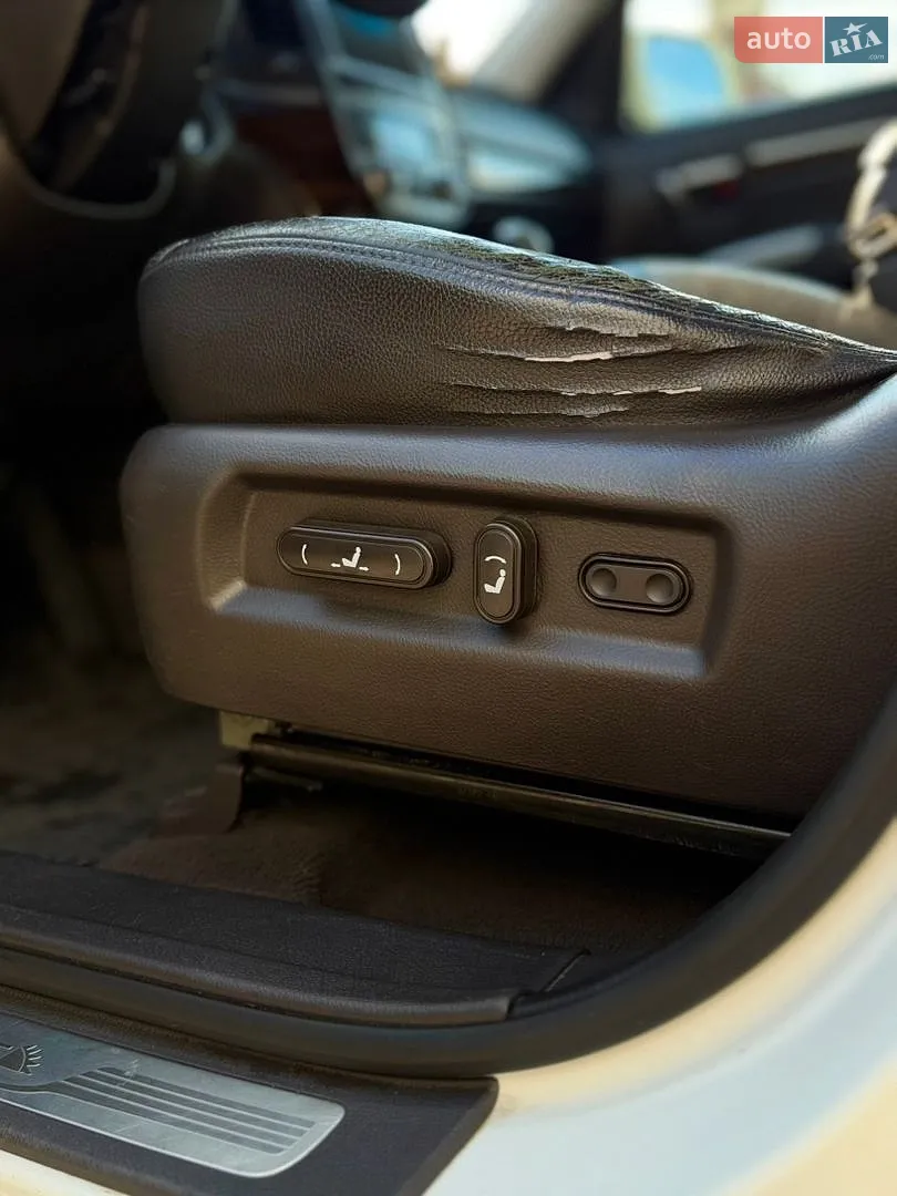 2012 Hyundai Santa Fe - мініатюра 42