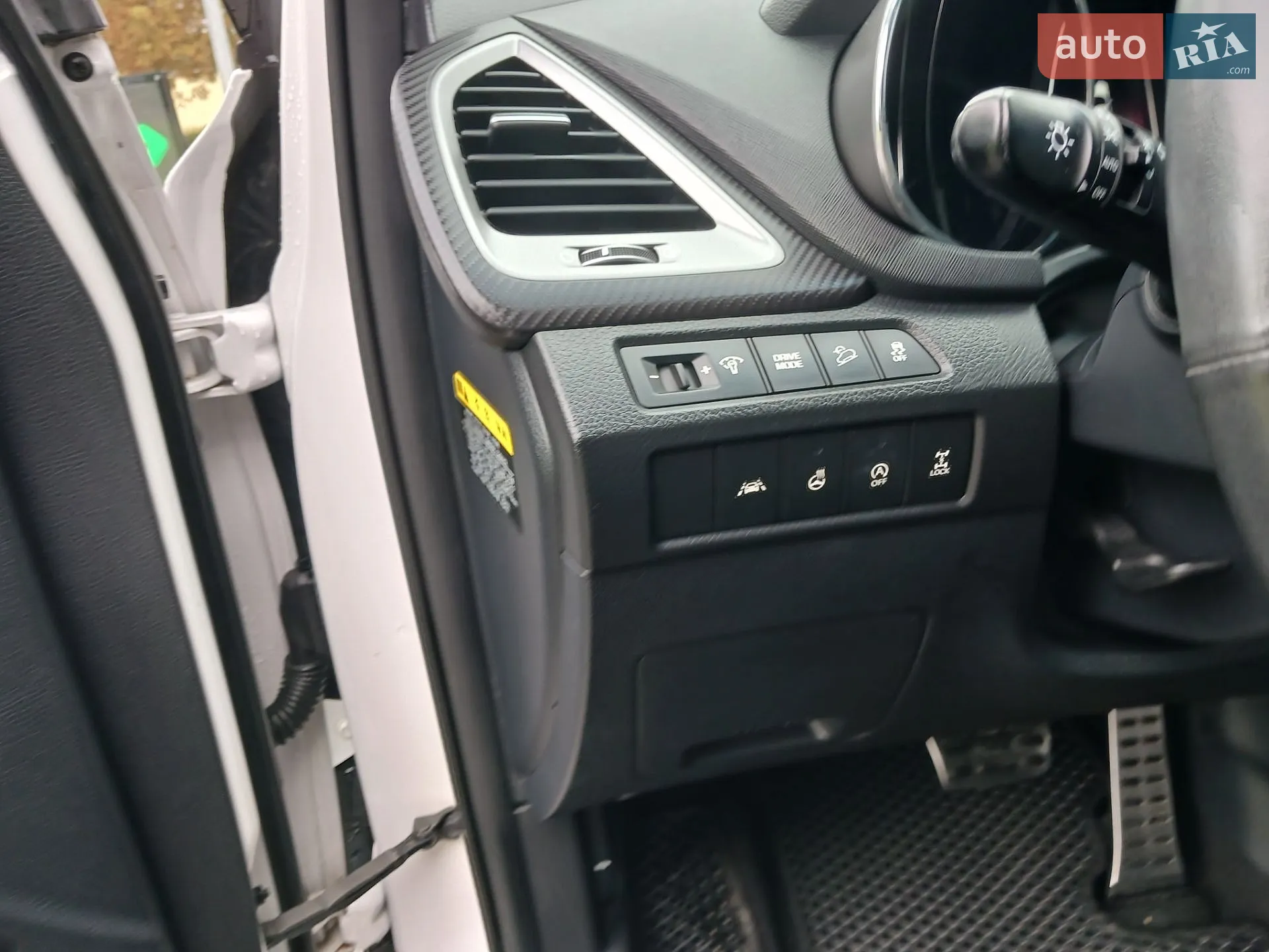 2016 Hyundai Santa Fe - мініатюра 14