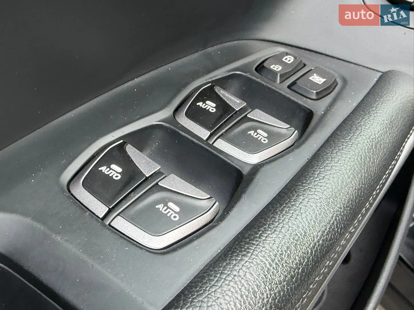 2013 Hyundai Santa Fe - мініатюра 35