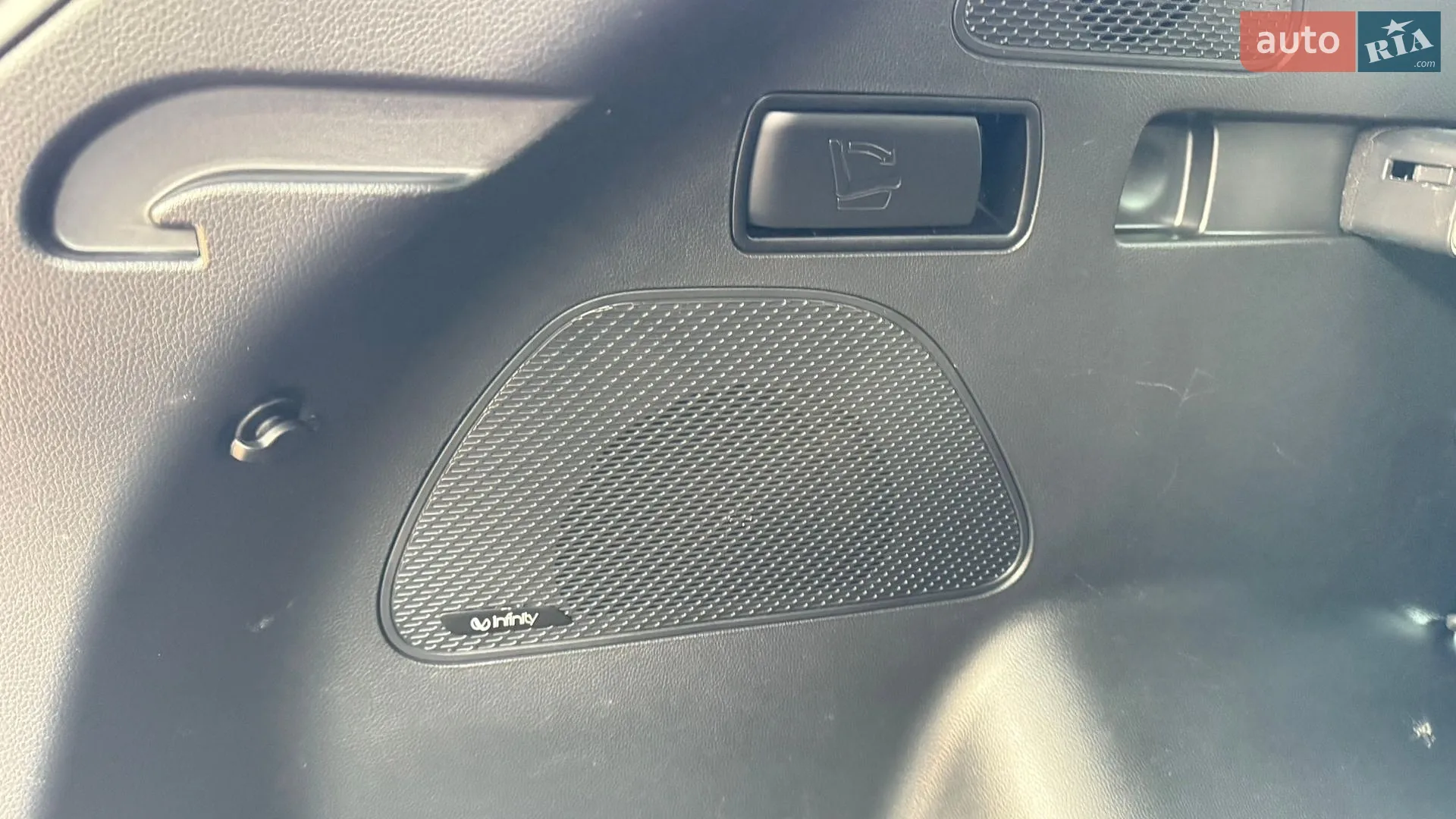 2016 Hyundai Santa Fe - мініатюра 46