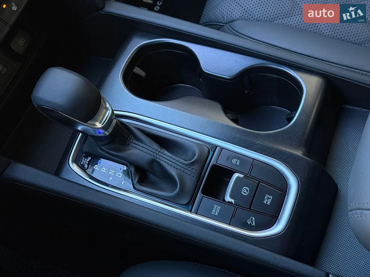 2018 Hyundai Santa Fe - мініатюра 32