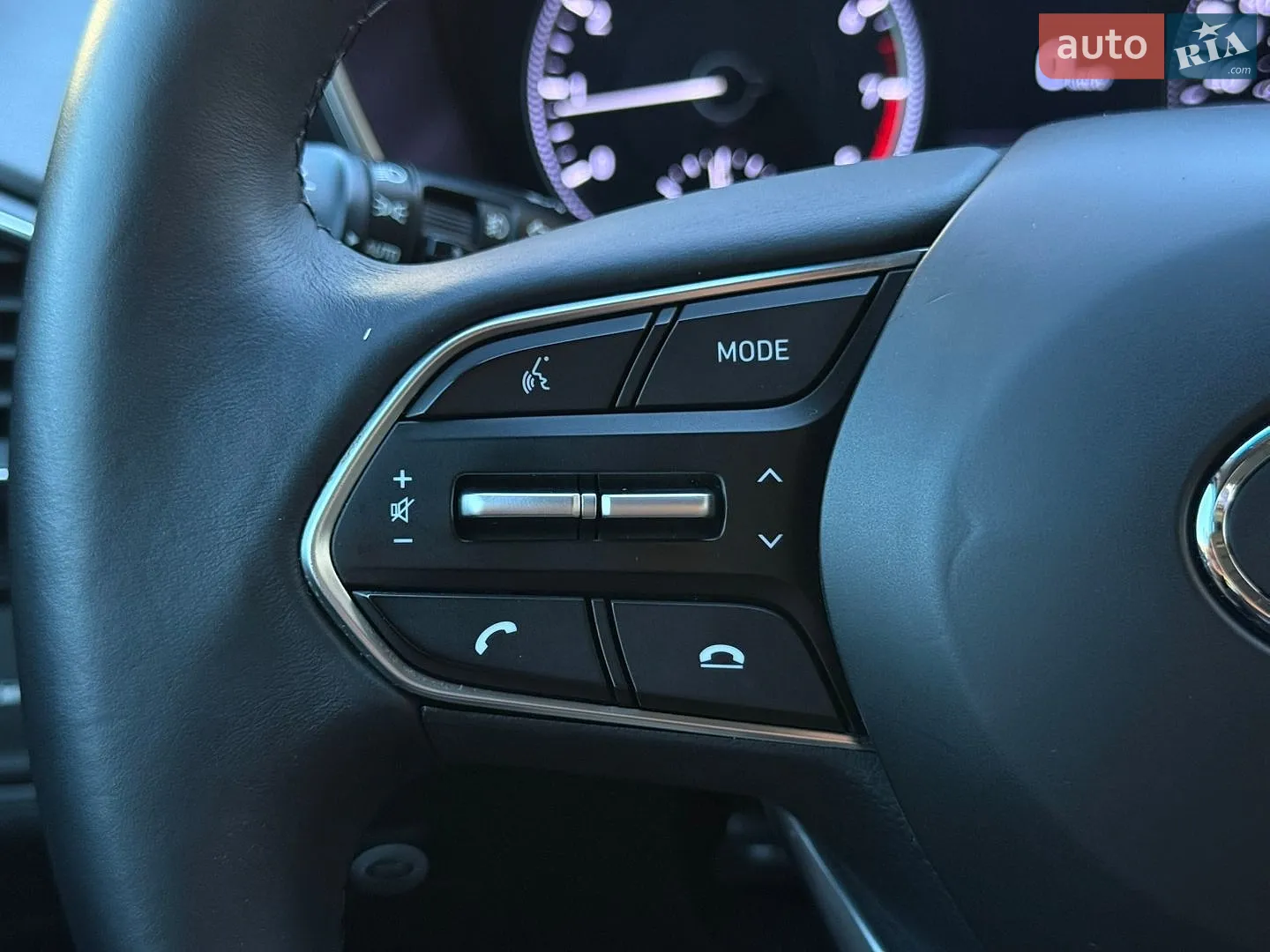 2018 Hyundai Santa Fe - мініатюра 36