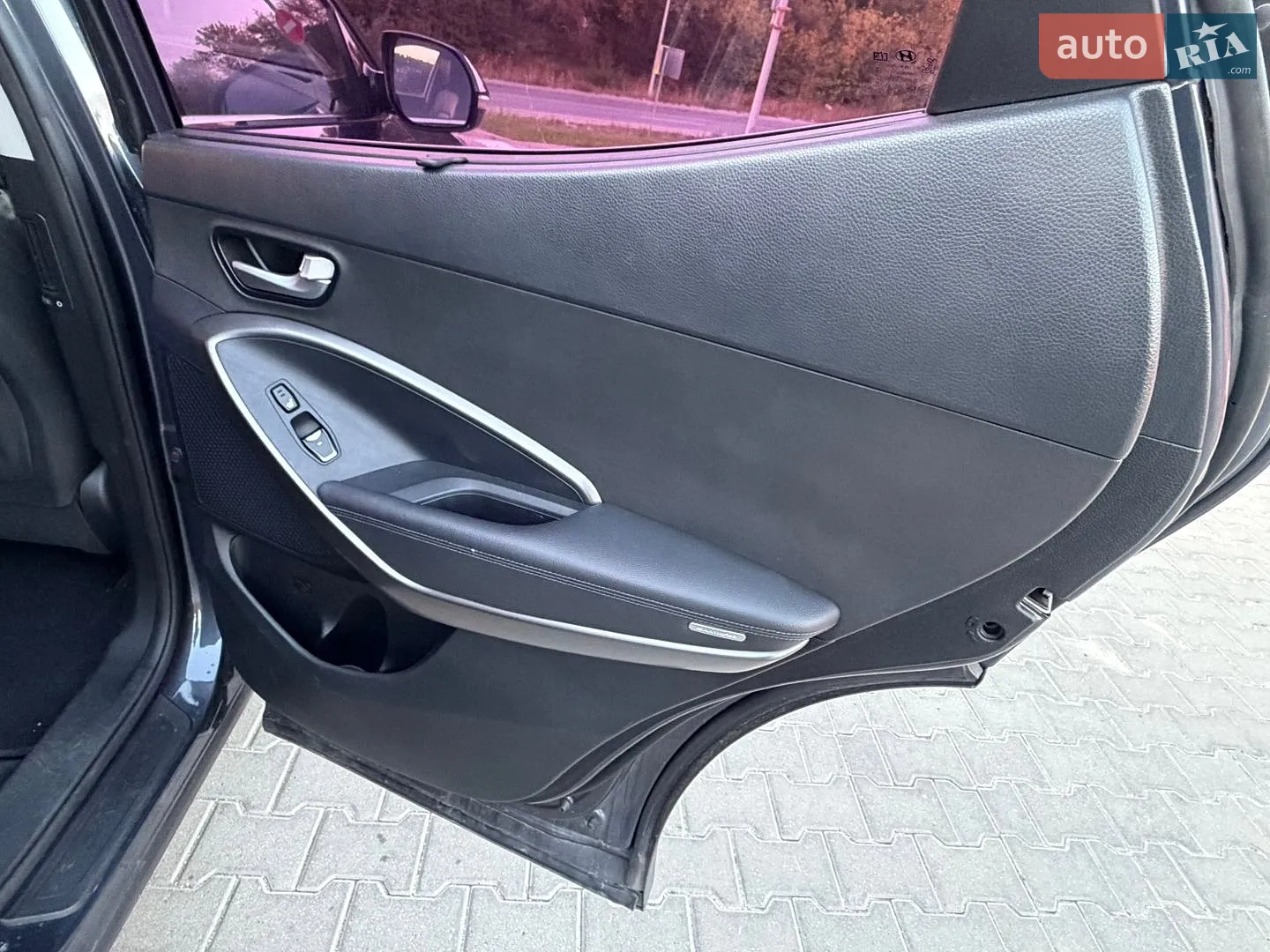 2016 Hyundai Santa Fe - мініатюра 25