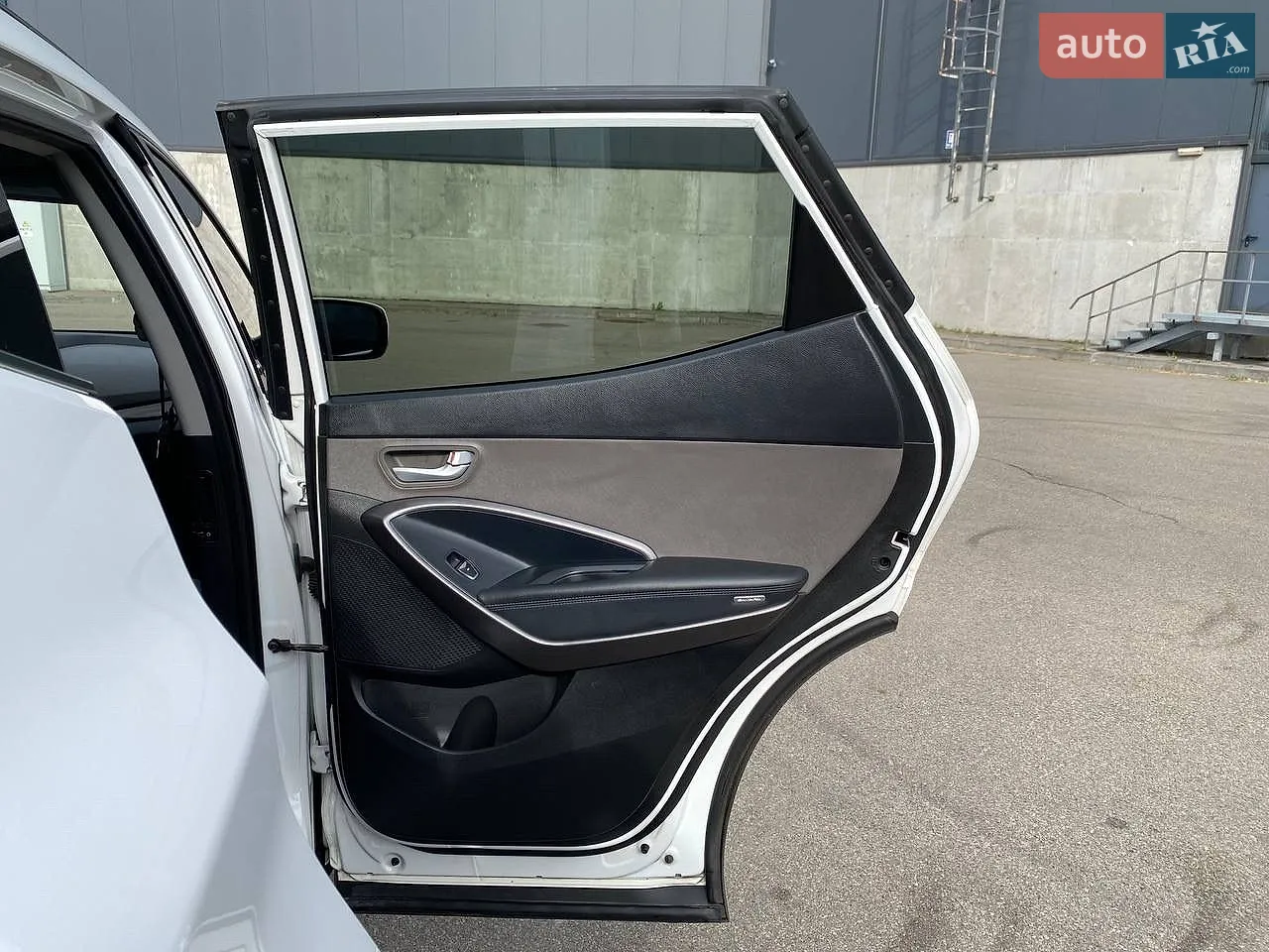 2016 Hyundai Santa Fe - мініатюра 24