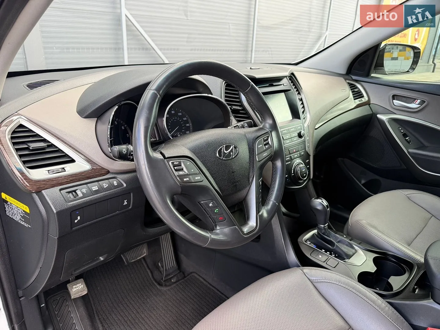 2016 Hyundai Santa Fe - мініатюра 27