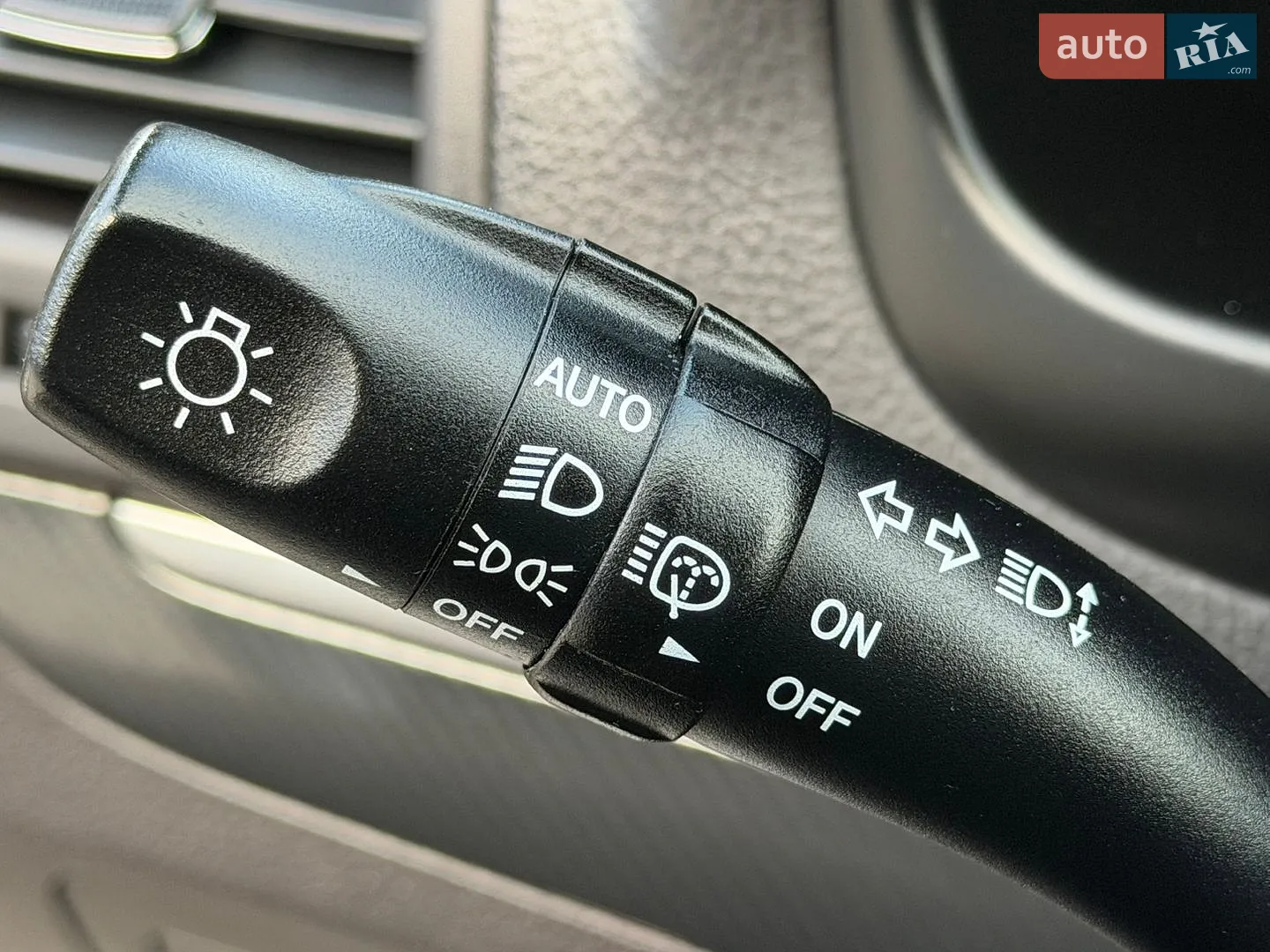 2011 Hyundai Santa Fe - мініатюра 59