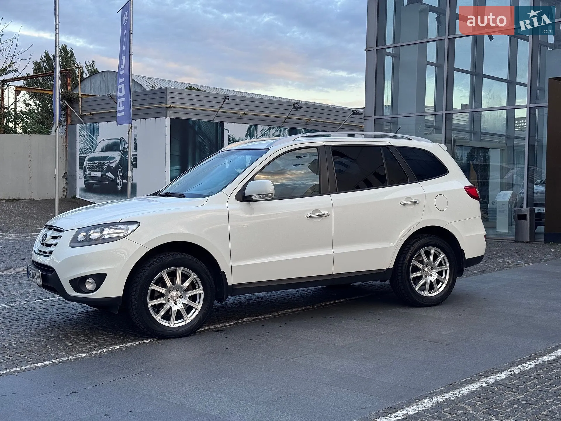 2011 Hyundai Santa Fe - мініатюра 5