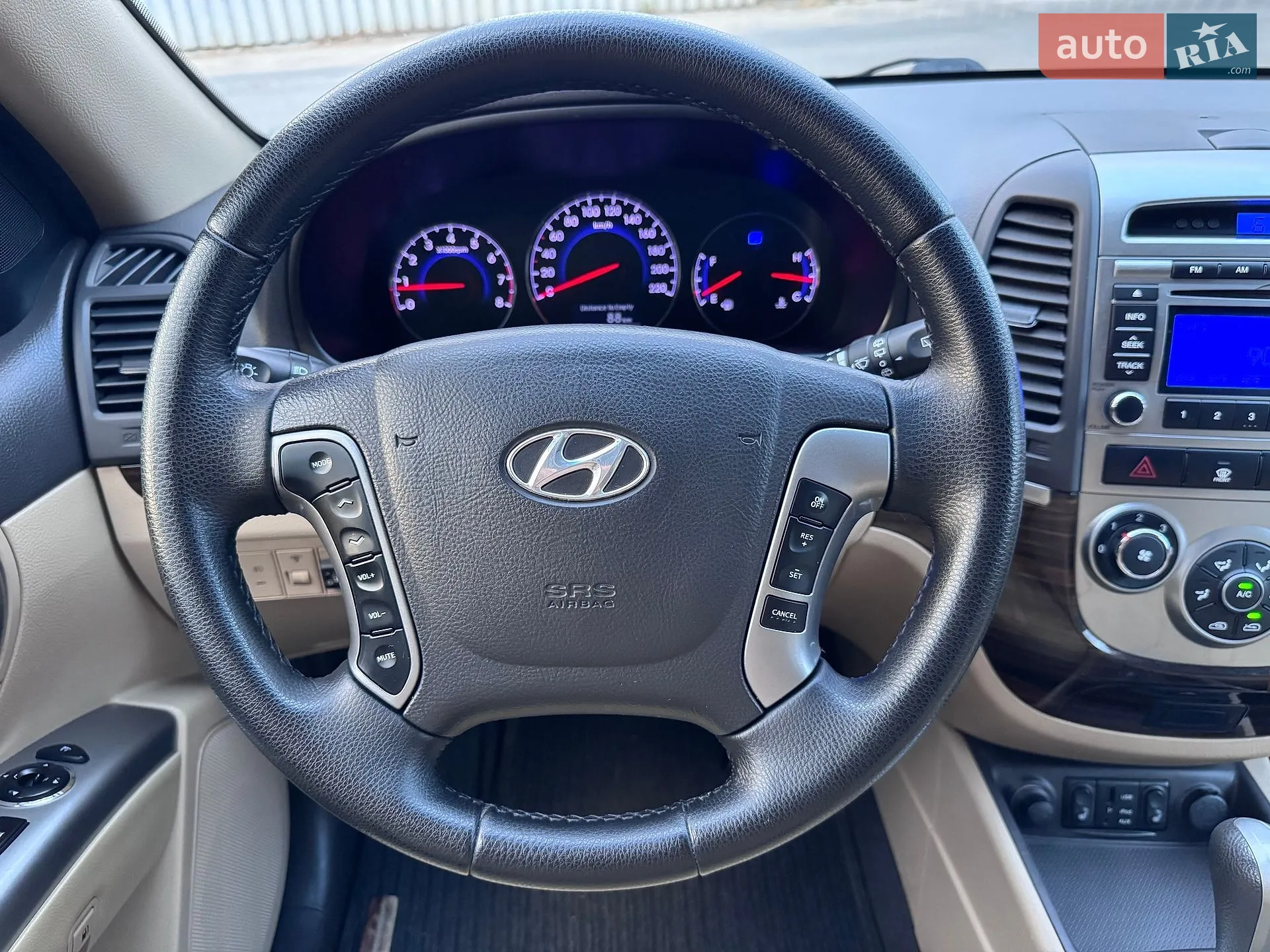 2011 Hyundai Santa Fe - мініатюра 13