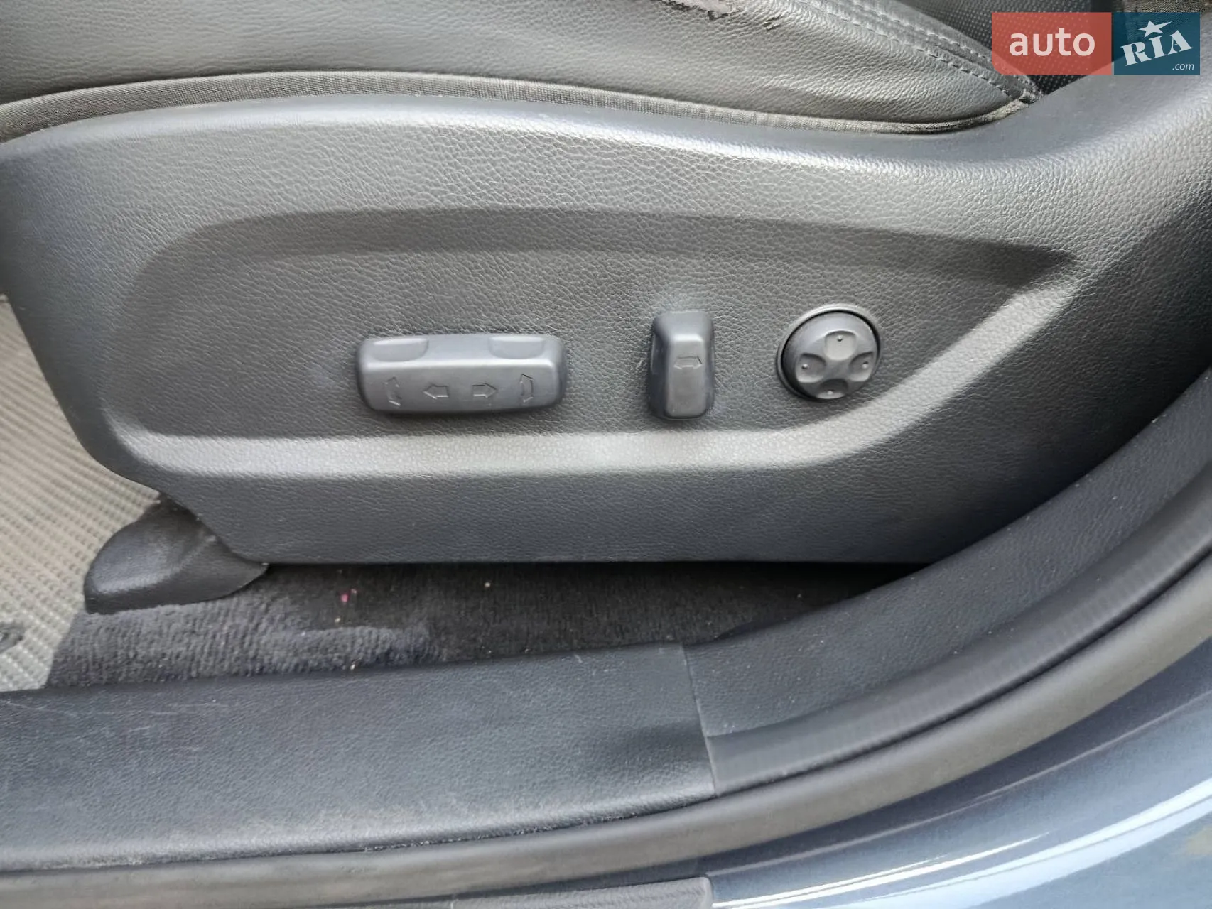 2017 Hyundai Santa Fe - мініатюра 29