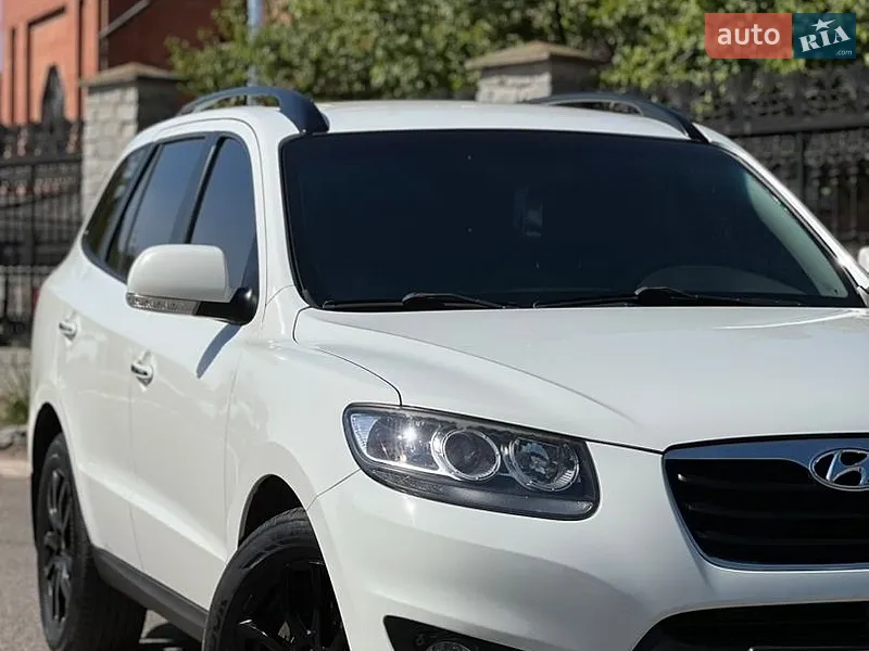 Hyundai Santa FE