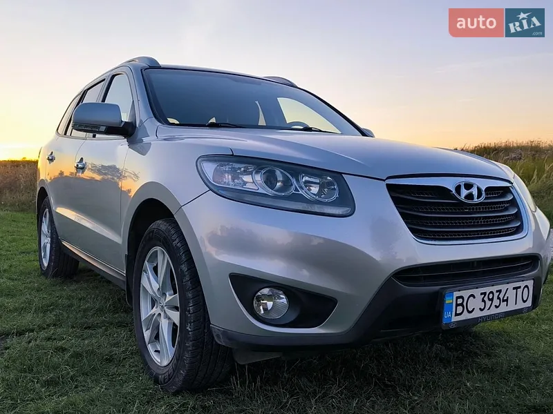 Hyundai Santa FE