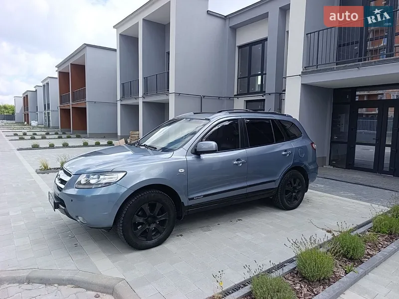 Hyundai Santa FE